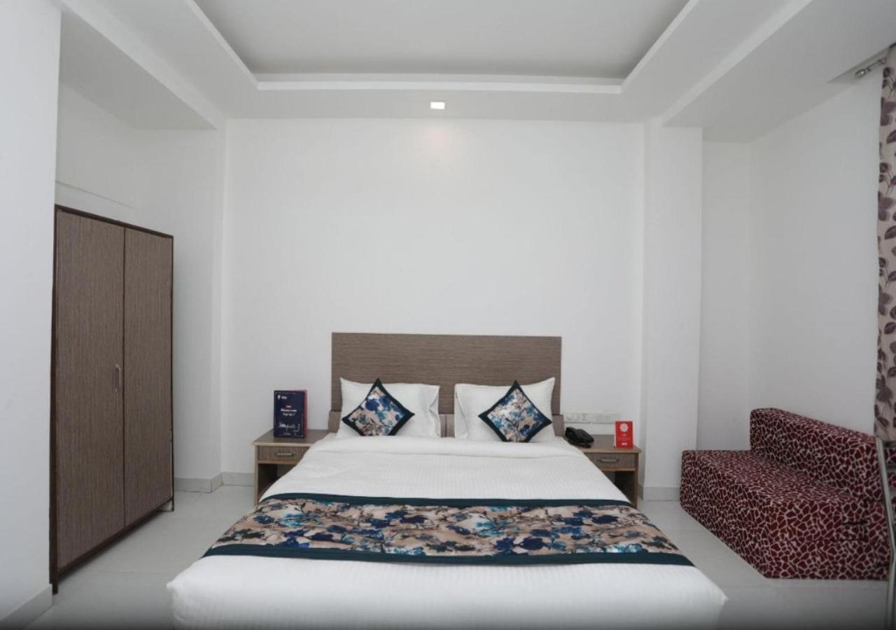 Hotel R S Plaza Near Igi International Airport New Delhi
